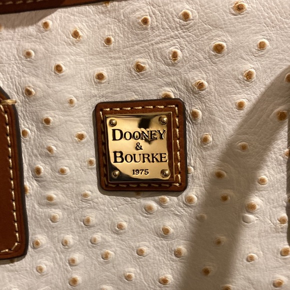 Dooney & Bourke white ostrich tote- like new! - Picture 3 of 13